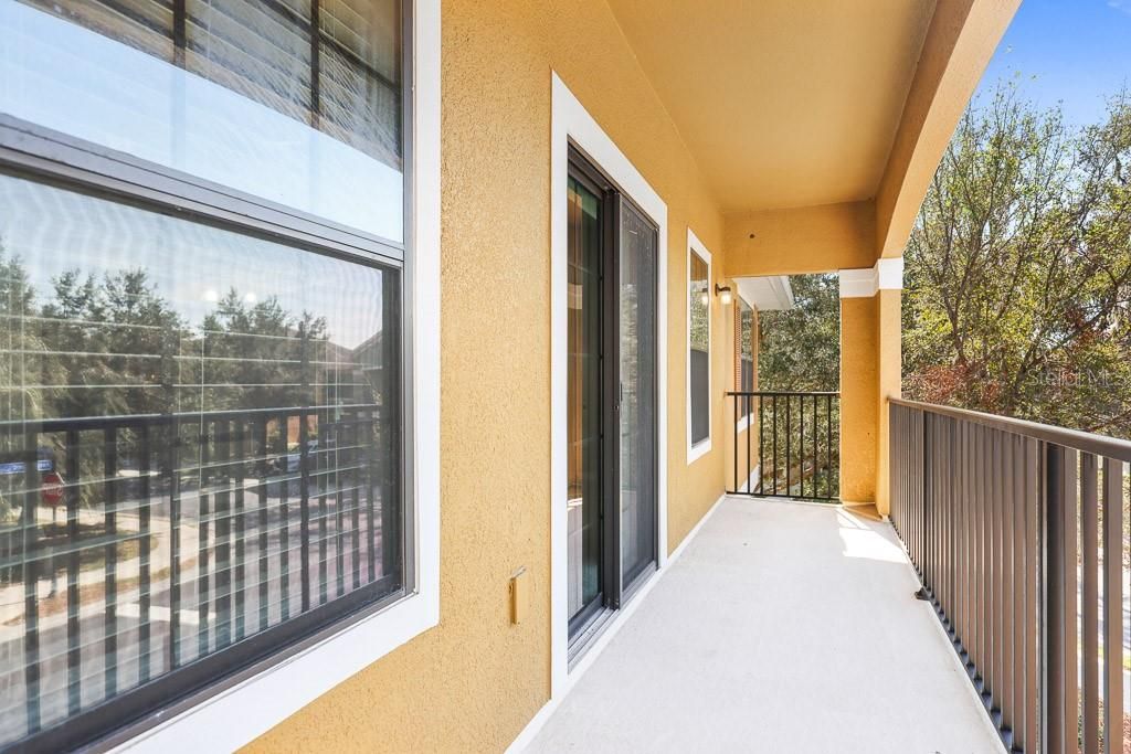 出租: $2,000 (2 贝兹, 2 浴室, 1253 平方英尺)