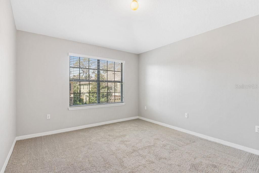 出租: $2,000 (2 贝兹, 2 浴室, 1253 平方英尺)