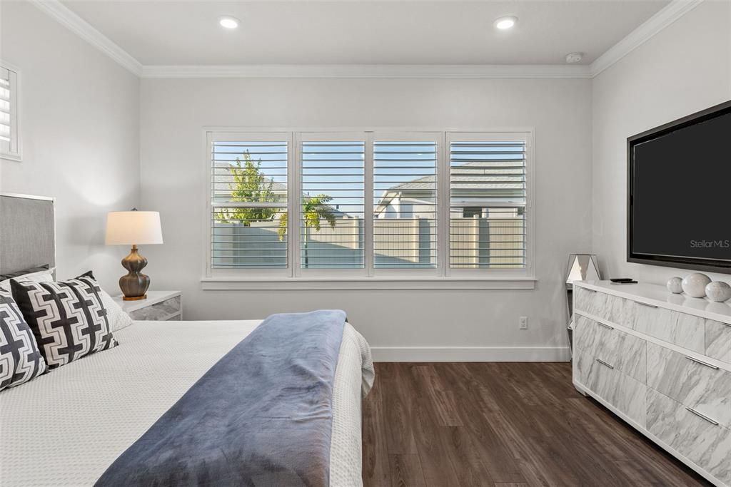 Active With Contract: $620,000 (3 beds, 2 baths, 2497 Square Feet)