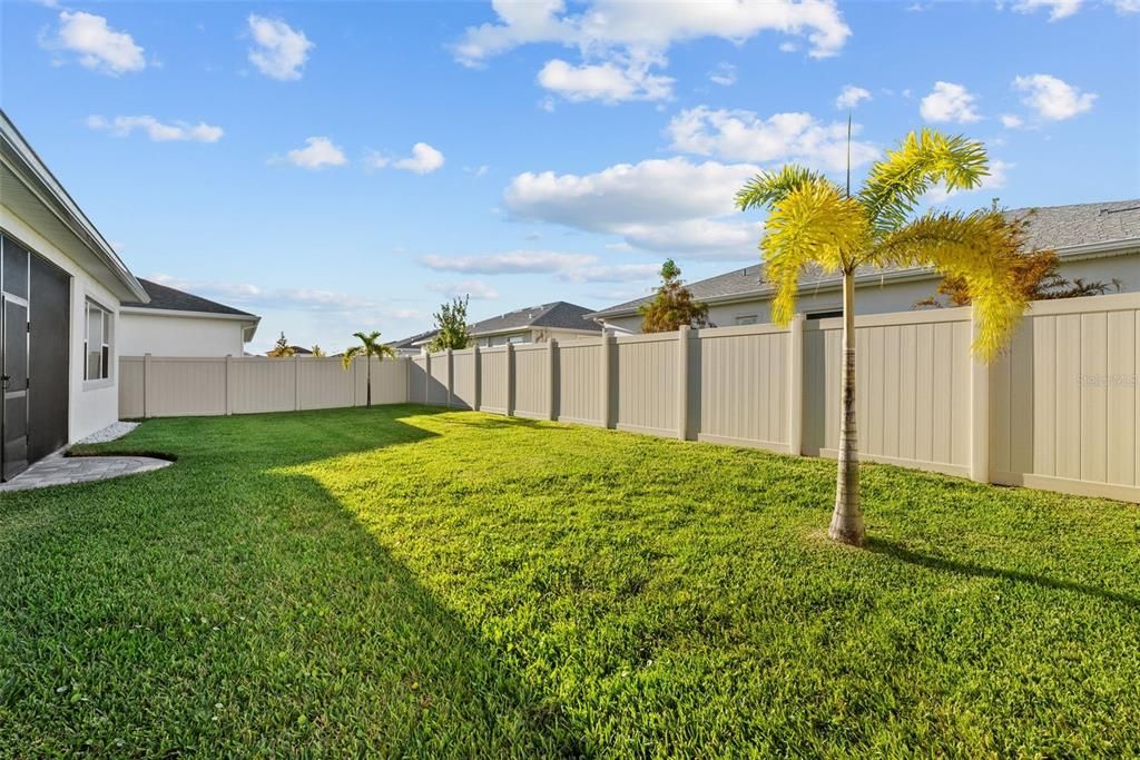 Active With Contract: $620,000 (3 beds, 2 baths, 2497 Square Feet)