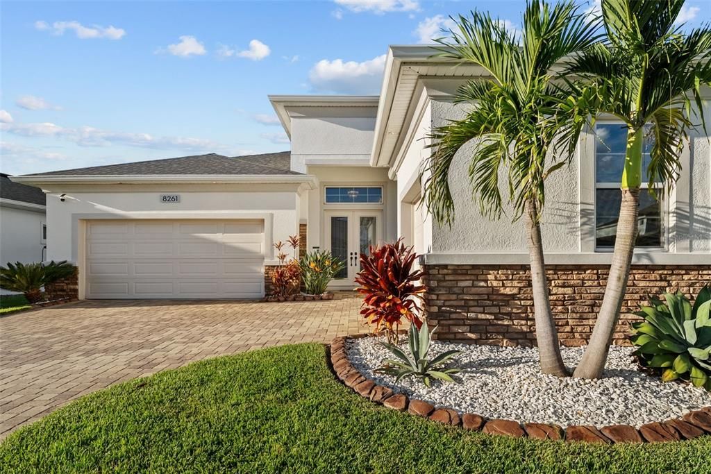 Active With Contract: $620,000 (3 beds, 2 baths, 2497 Square Feet)