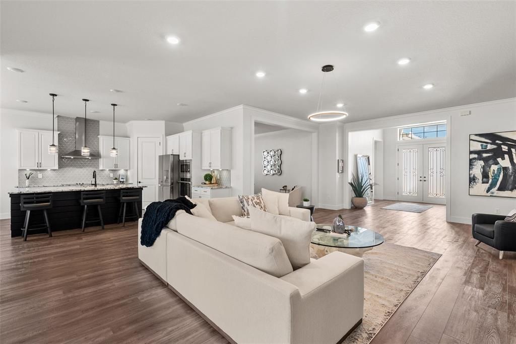 Active With Contract: $620,000 (3 beds, 2 baths, 2497 Square Feet)