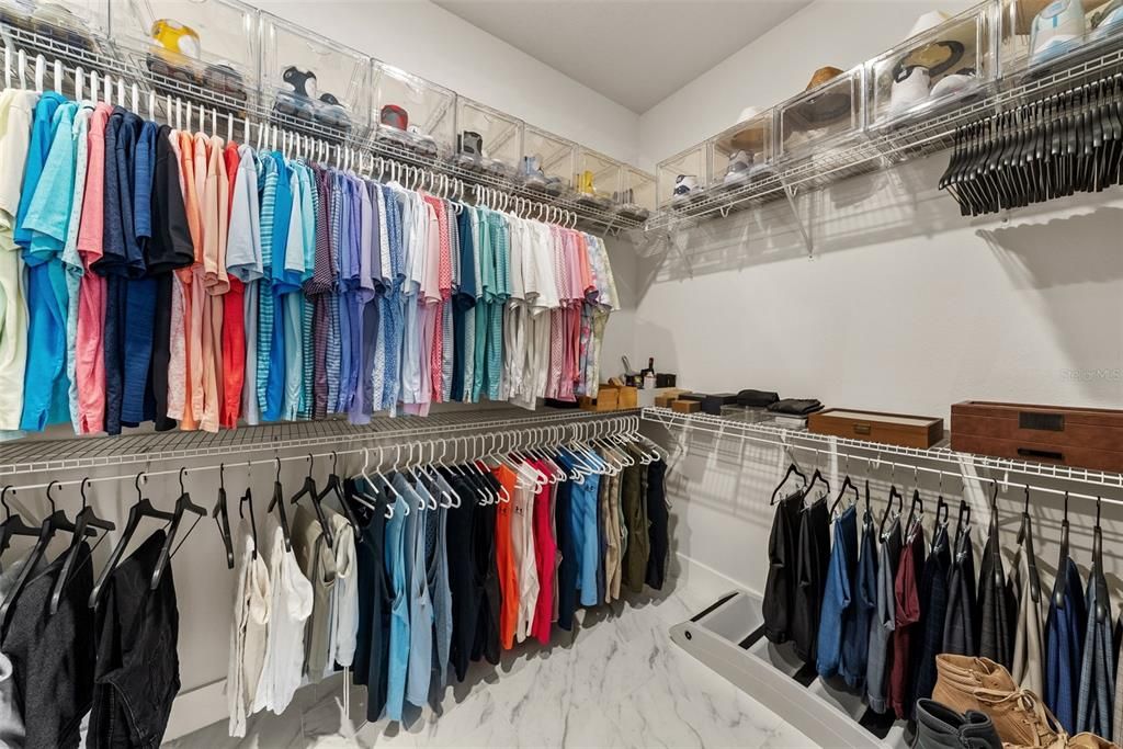 Active With Contract: $620,000 (3 beds, 2 baths, 2497 Square Feet)