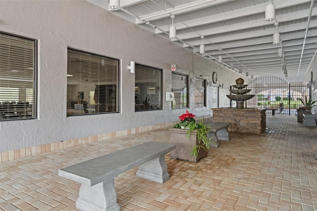 Active With Contract: $294,700 (3 beds, 2 baths, 1719 Square Feet)