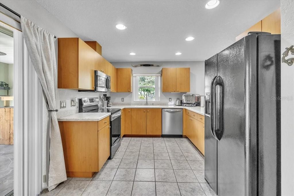 待售: $399,900 (3 贝兹, 2 浴室, 1648 平方英尺)