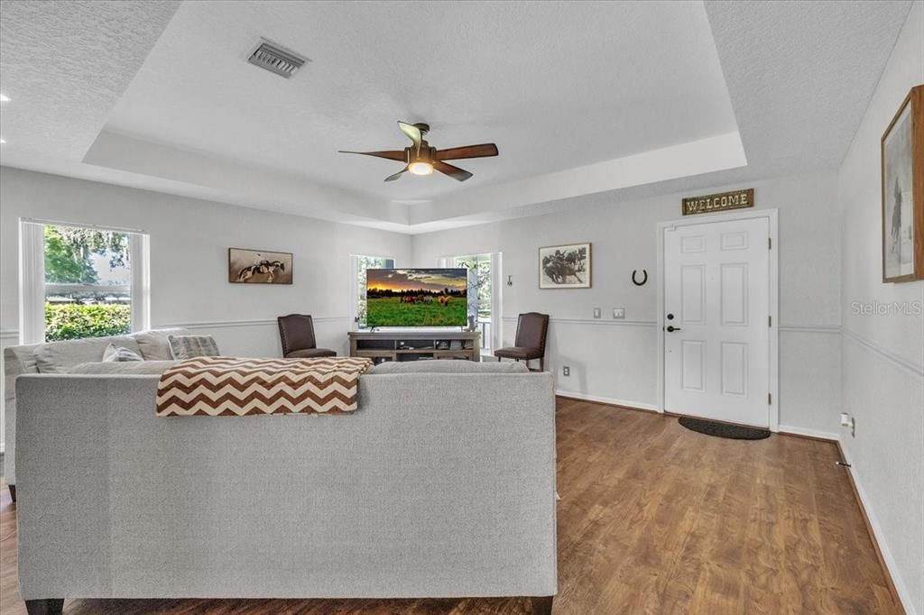 待售: $399,900 (3 贝兹, 2 浴室, 1648 平方英尺)