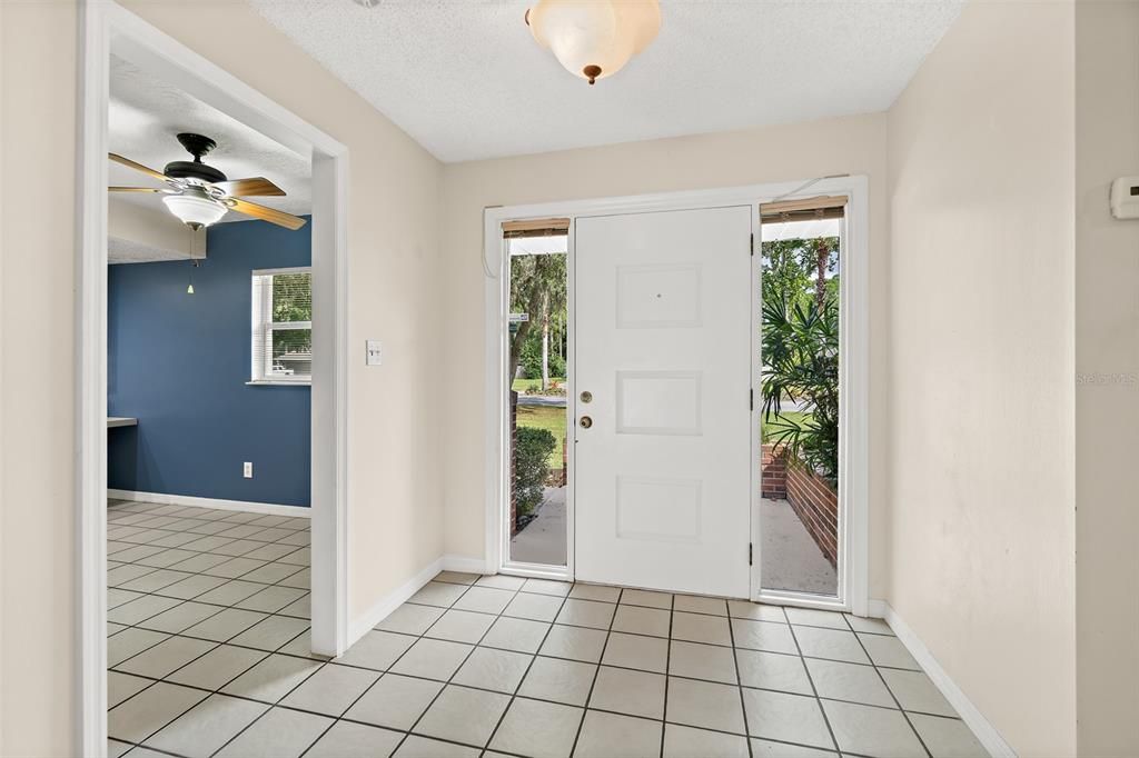 待售: $400,000 (3 贝兹, 2 浴室, 1640 平方英尺)