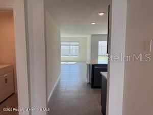 For Rent: $2,100 (4 beds, 2 baths, 1828 Square Feet)