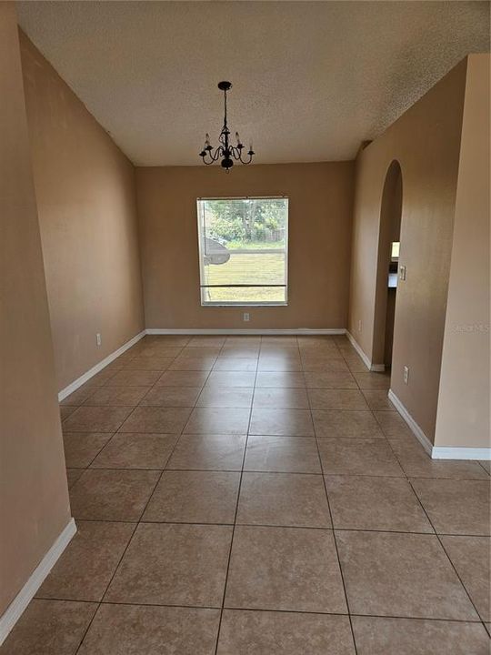 En Venta: $365,000 (3 camas, 2 baños, 1751 Pies cuadrados)