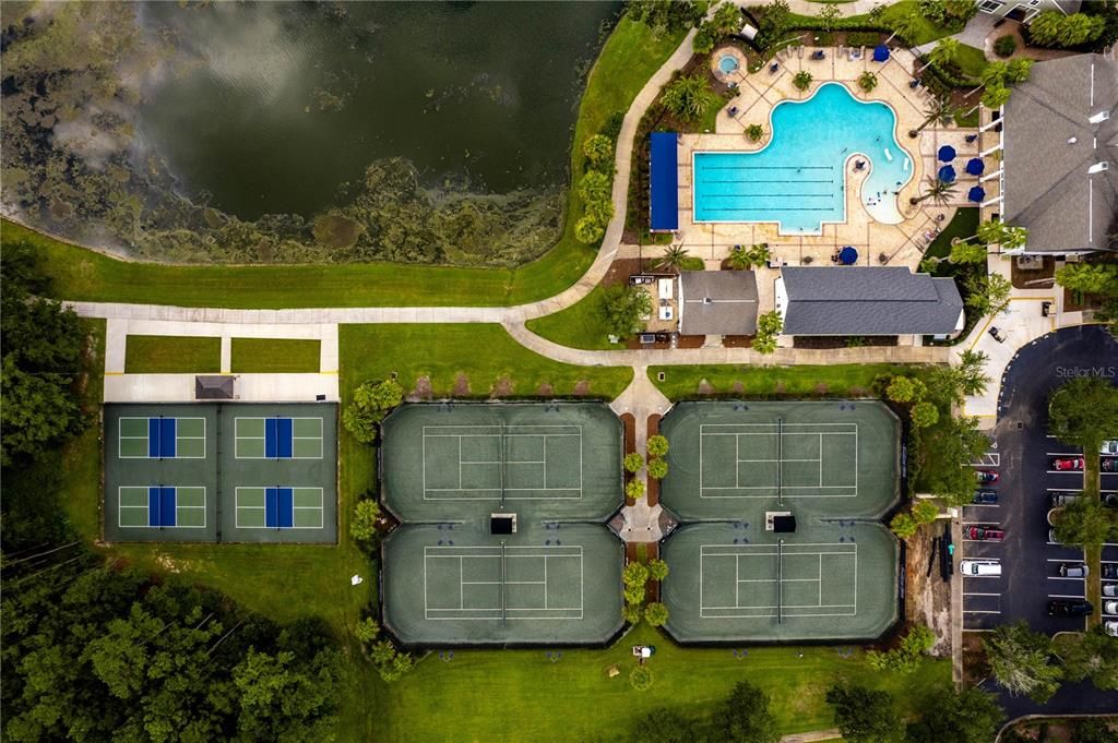 待售: $350,000 (0.53 acres)