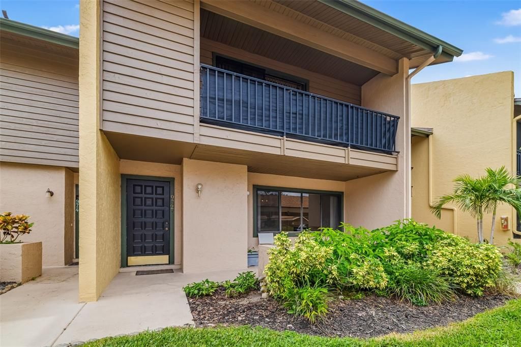 Под контрактом: $195,000 (3 спален, 2 ванн, 1545 Квадратных фут)