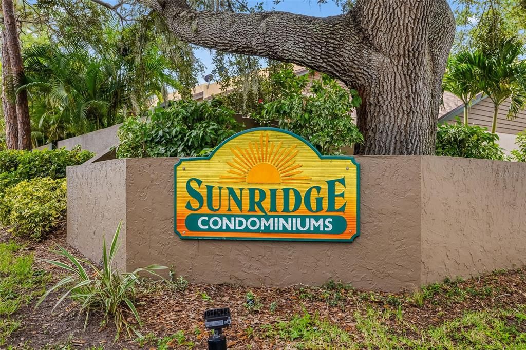 Под контрактом: $195,000 (3 спален, 2 ванн, 1545 Квадратных фут)