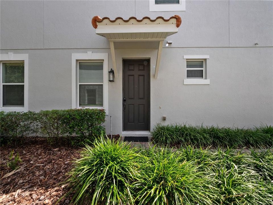 Active With Contract: $389,900 (3 beds, 2 baths, 1753 Square Feet)