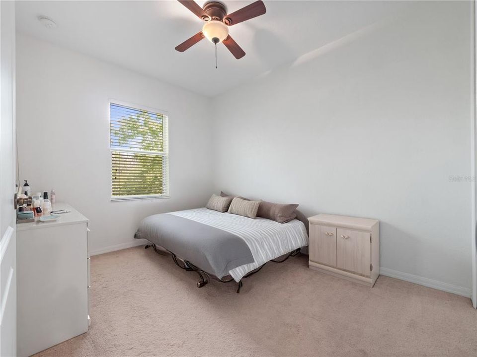 Active With Contract: $389,900 (3 beds, 2 baths, 1753 Square Feet)