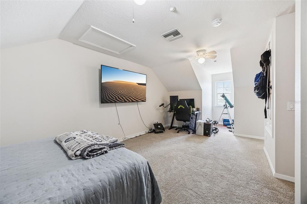 待售: $679,900 (3 贝兹, 2 浴室, 1994 平方英尺)