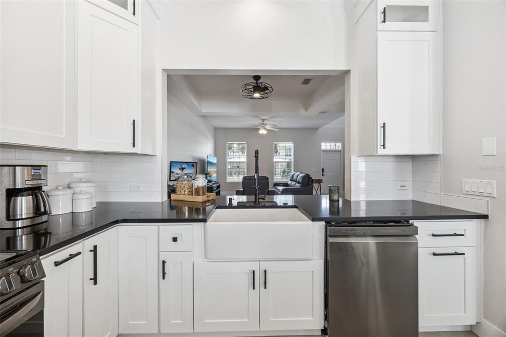 待售: $679,900 (3 贝兹, 2 浴室, 1994 平方英尺)