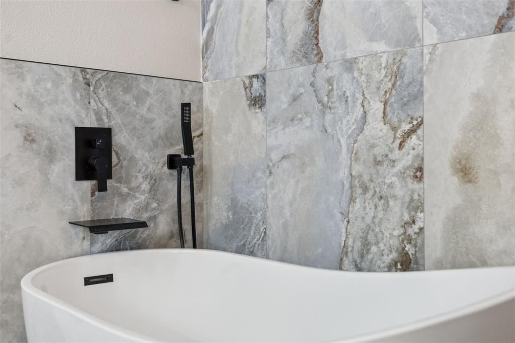 待售: $679,900 (3 贝兹, 2 浴室, 1994 平方英尺)