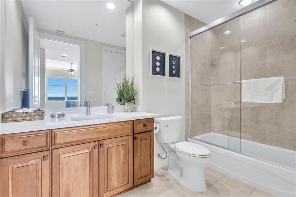 На продажу: $1,188,000 (3 спален, 3 ванн, 2930 Квадратных фут)