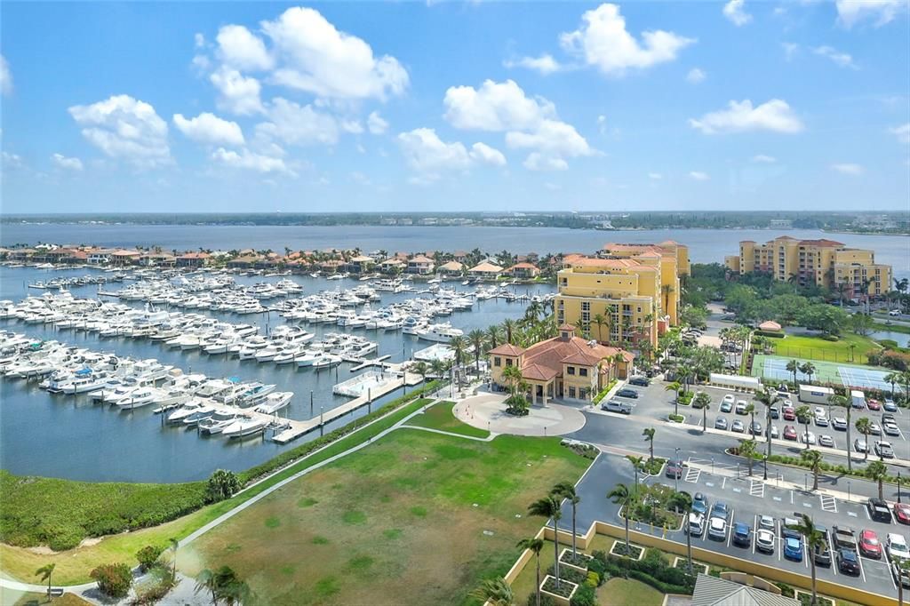 На продажу: $1,188,000 (3 спален, 3 ванн, 2930 Квадратных фут)