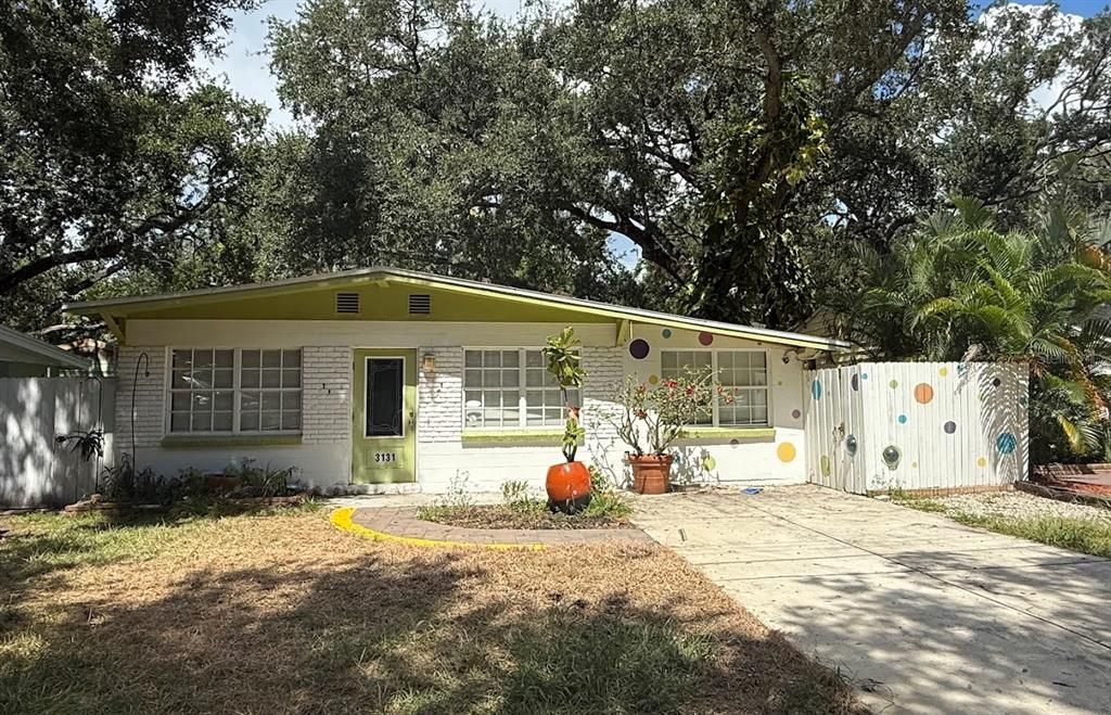 Recently Sold: $500,000 (2 beds, 1 baths, 1134 Square Feet)