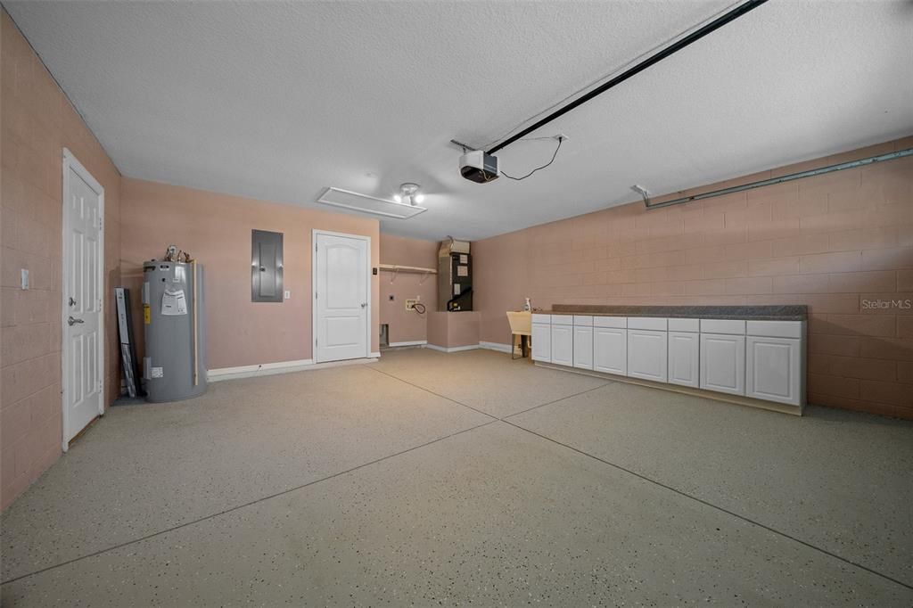 Activo con contrato: $274,900 (3 camas, 2 baños, 1650 Pies cuadrados)