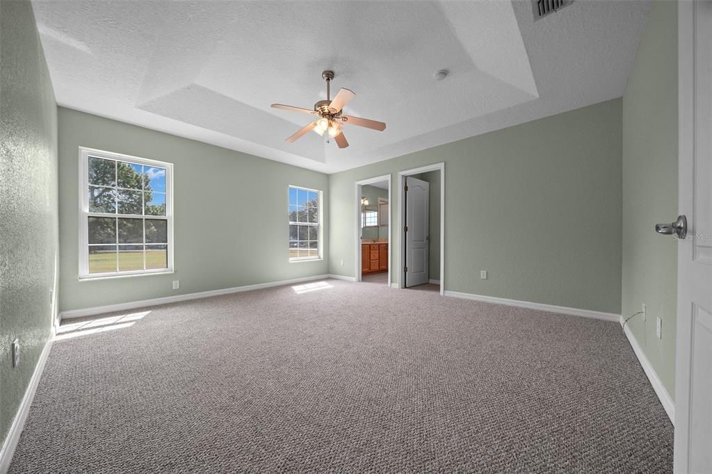 Activo con contrato: $274,900 (3 camas, 2 baños, 1650 Pies cuadrados)