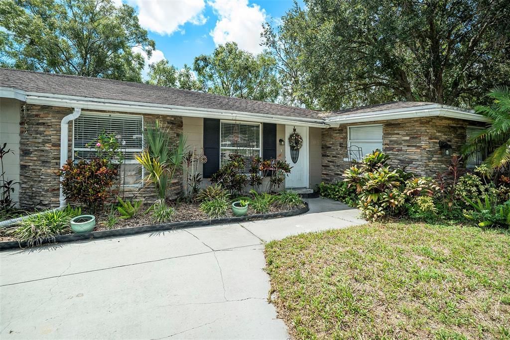 На продажу: $700,000 (5 спален, 4 ванн, 4166 Квадратных фут)