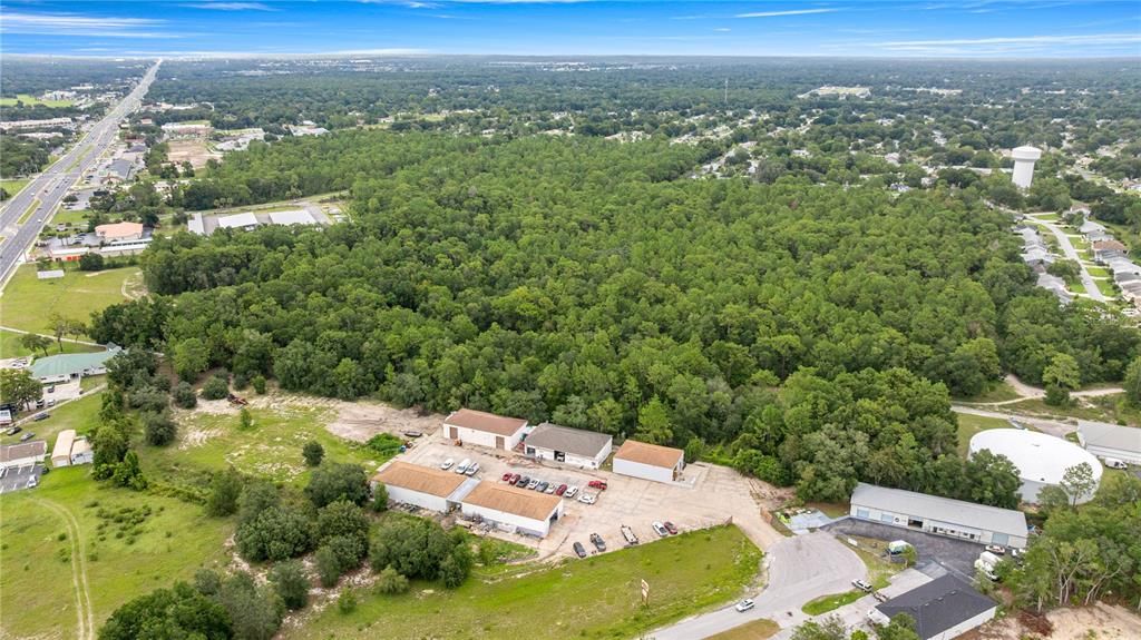 待售: $4,800,000 (43.38 acres)