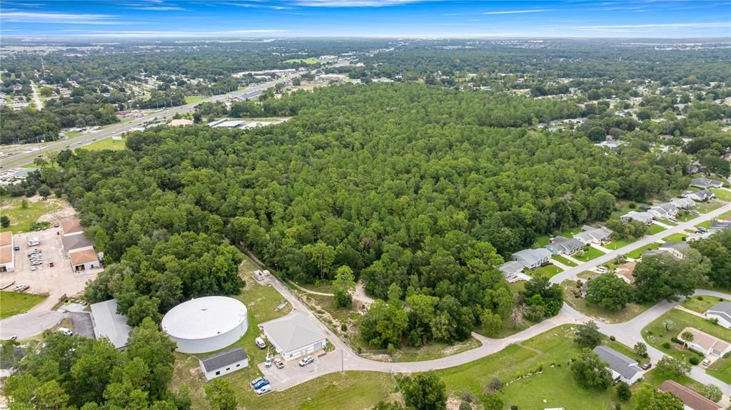 待售: $4,800,000 (43.38 acres)