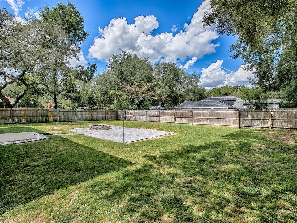 На продажу: $425,000 (5 спален, 2 ванн, 2721 Квадратных фут)