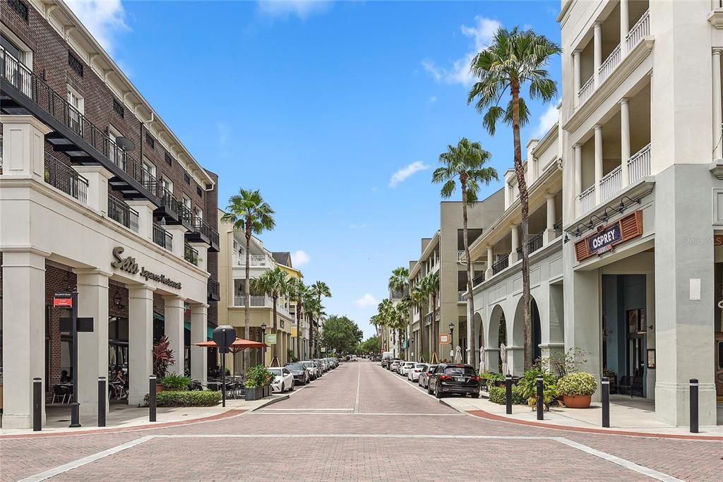 En Venta: $798,000 (4 camas, 3 baños, 2179 Pies cuadrados)