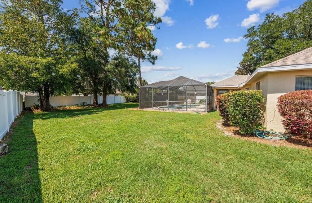 For Sale: $408,750 (3 beds, 2 baths, 2330 Square Feet)