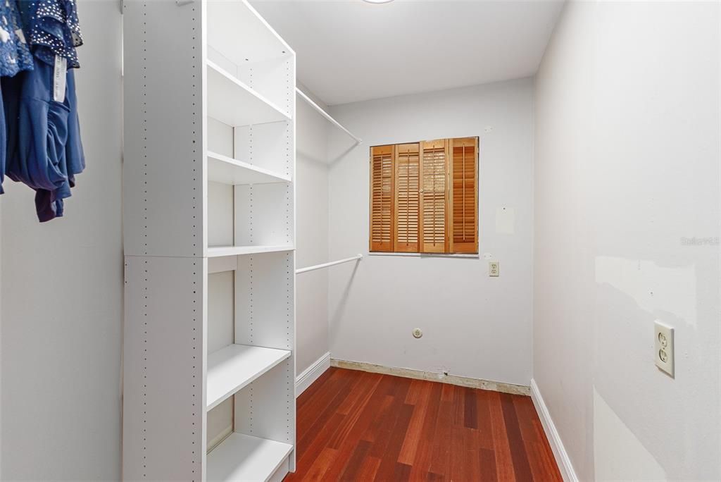 For Sale: $510,000 (3 beds, 2 baths, 2473 Square Feet)