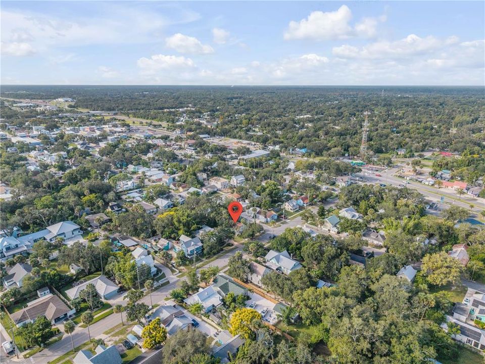 For Sale: $399,000 (3 beds, 3 baths, 1249 Square Feet)