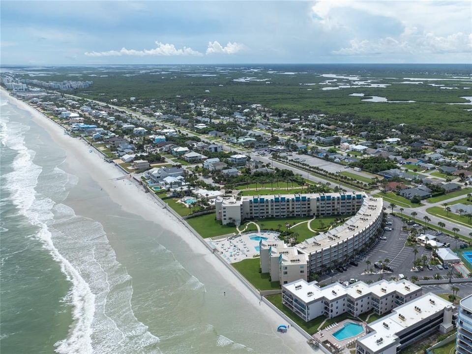 En Venta: $495,000 (1 camas, 2 baños, 928 Pies cuadrados)