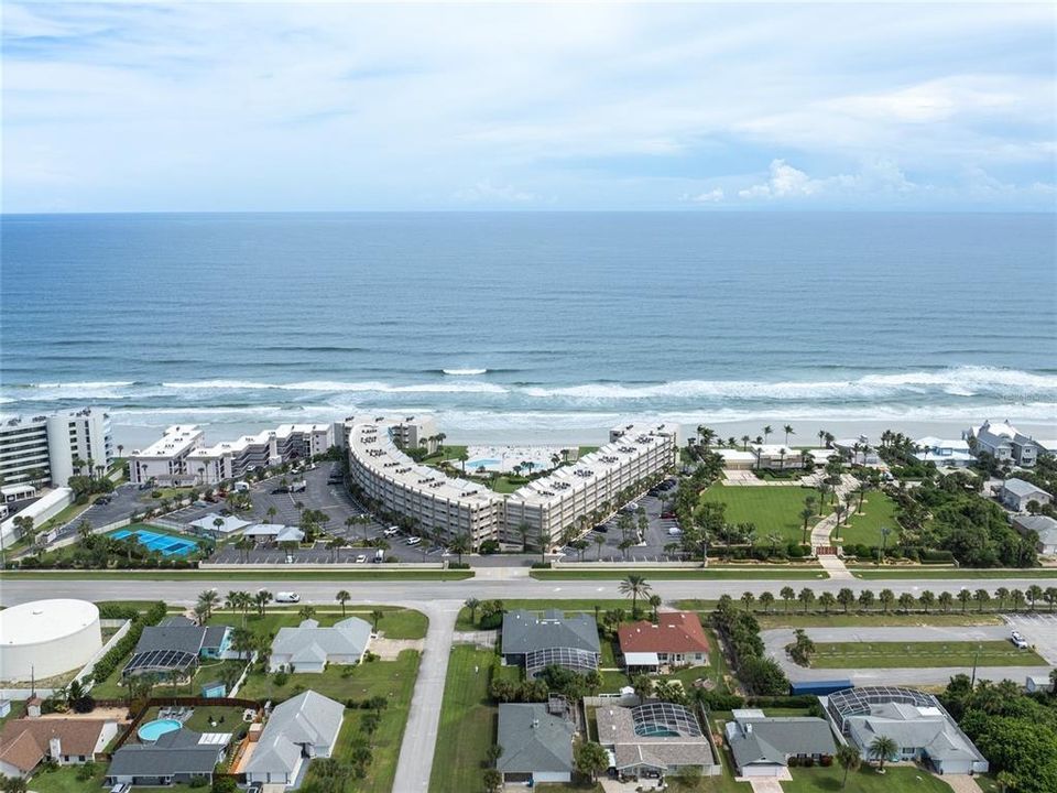 En Venta: $495,000 (1 camas, 2 baños, 928 Pies cuadrados)