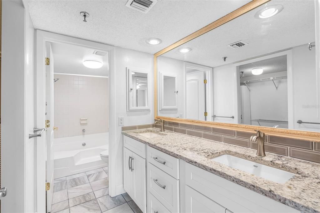 For Sale: $362,000 (2 beds, 2 baths, 1445 Square Feet)