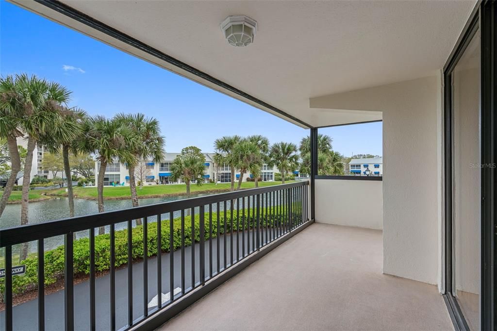 For Sale: $362,000 (2 beds, 2 baths, 1445 Square Feet)