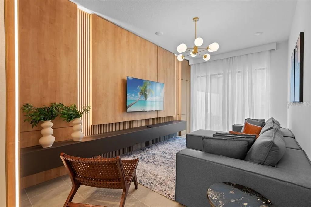 For Sale: $1,029,000 (5 beds, 5 baths, 1918 Square Feet)