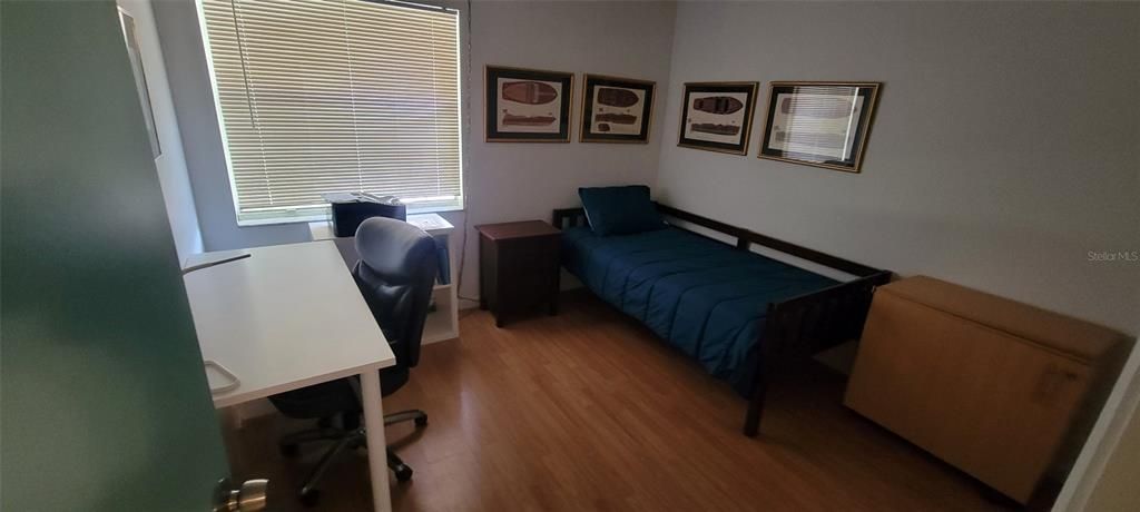 待售: $155,000 (2 贝兹, 2 浴室, 897 平方英尺)