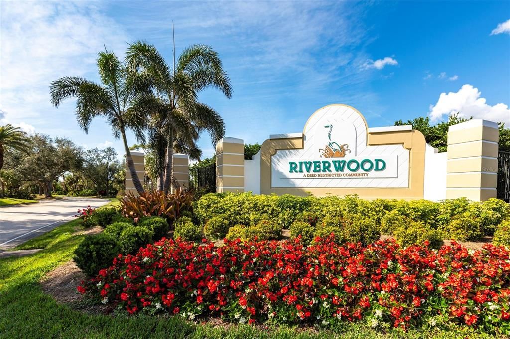 Activo con contrato: $480,000 (4 camas, 2 baños, 2339 Pies cuadrados)