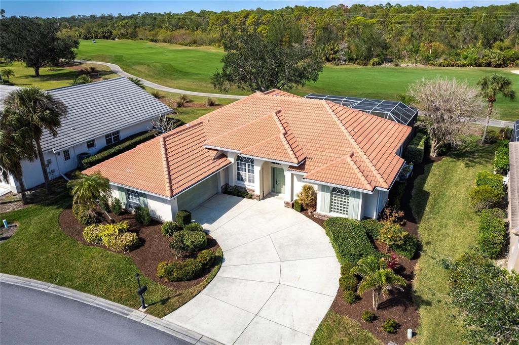 Activo con contrato: $480,000 (4 camas, 2 baños, 2339 Pies cuadrados)