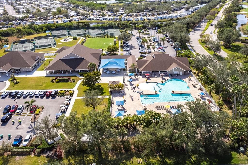 Activo con contrato: $480,000 (4 camas, 2 baños, 2339 Pies cuadrados)