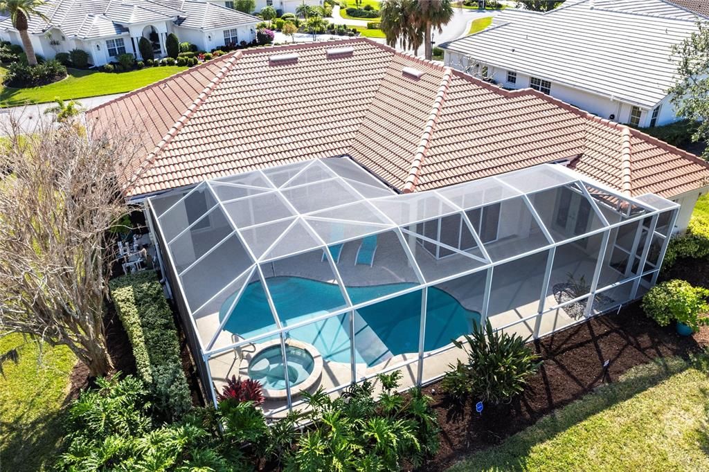 Activo con contrato: $480,000 (4 camas, 2 baños, 2339 Pies cuadrados)