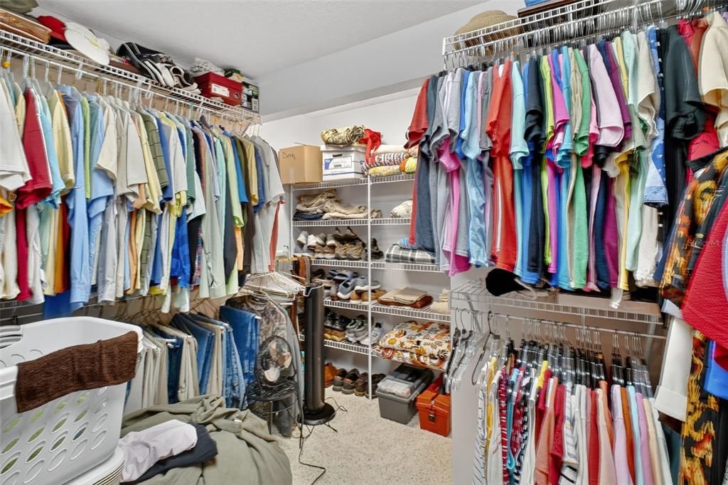 For Sale: $1,192,000 (4 beds, 3 baths, 3259 Square Feet)