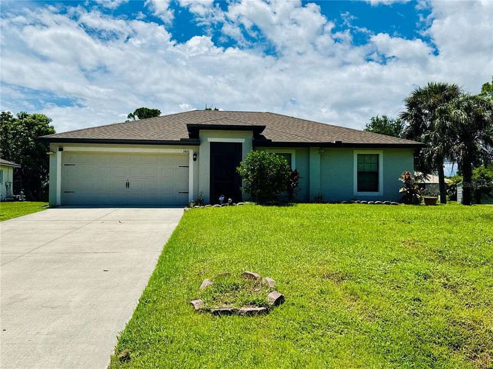 В аренду: $2,000 (3 спален, 2 ванн, 1274 Квадратных фут)