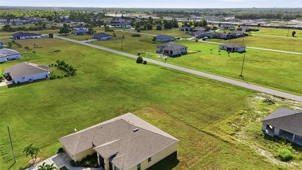 На продажу: $36,500 (0.24 acres)