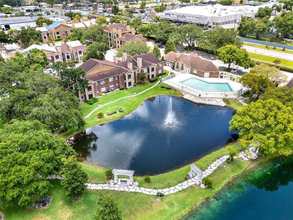 合同活跃: $149,999 (3 贝兹, 2 浴室, 1150 平方英尺)