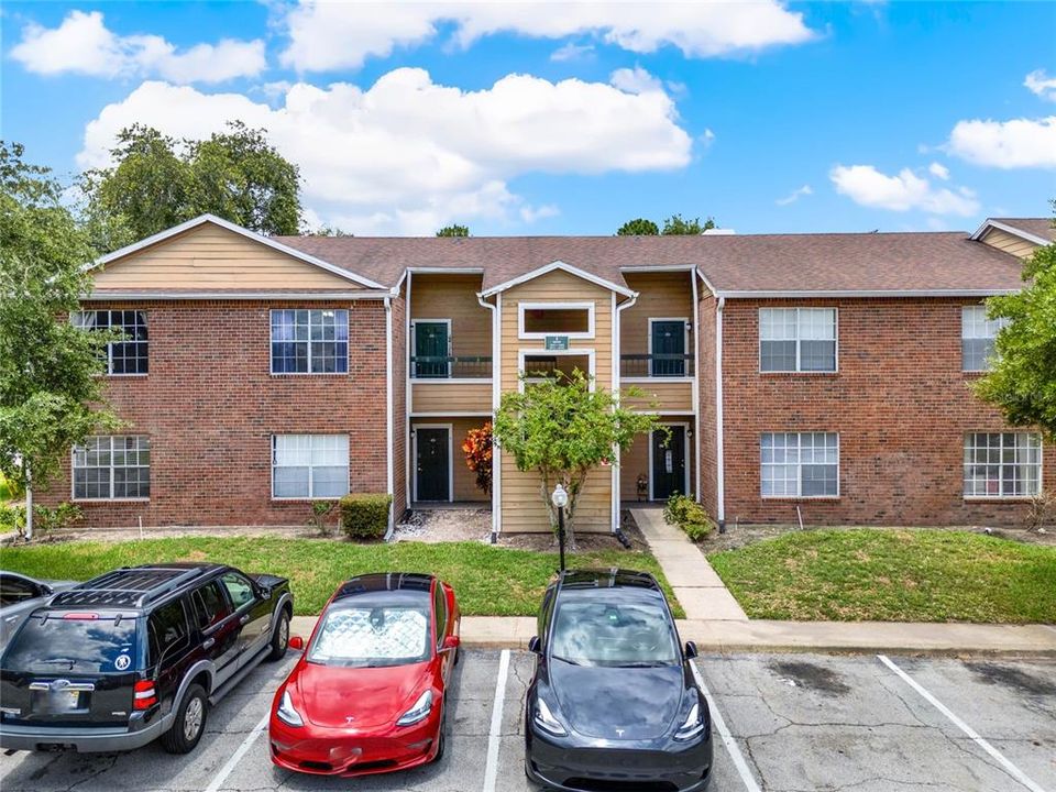 合同活跃: $149,999 (3 贝兹, 2 浴室, 1150 平方英尺)