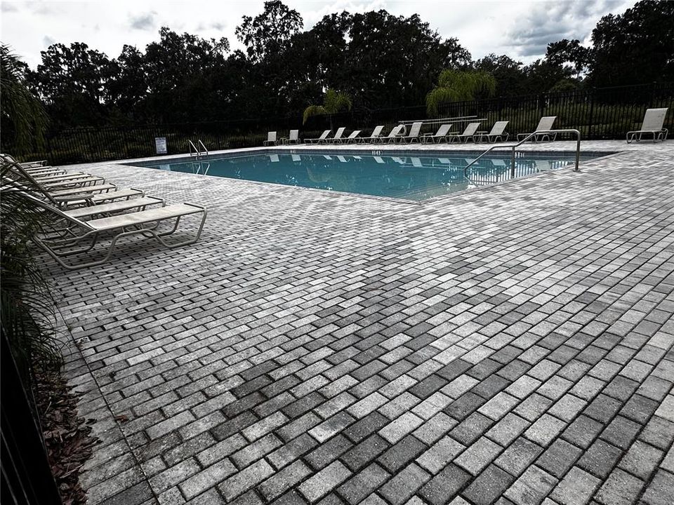 Под контрактом: $1,895 (3 спален, 2 ванн, 1365 Квадратных фут)